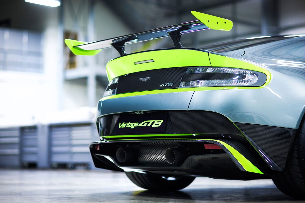 Aston Martin Vantage GT8, casi de carreras