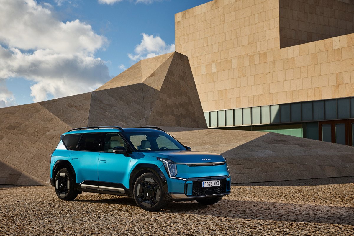 Listado de todos los coches del mercado en 2025 con tres asientos traseros independientes