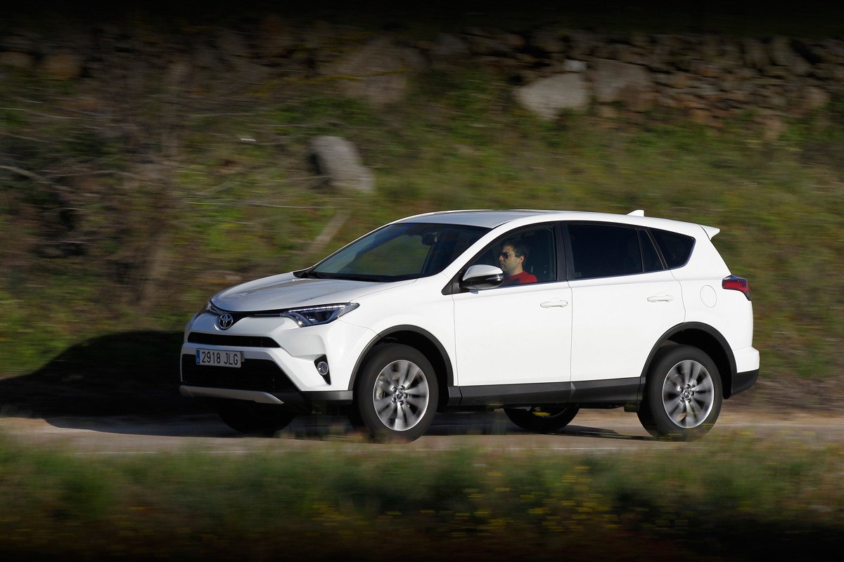 Prueba Toyota RAV4 150D, la opción más recomendable