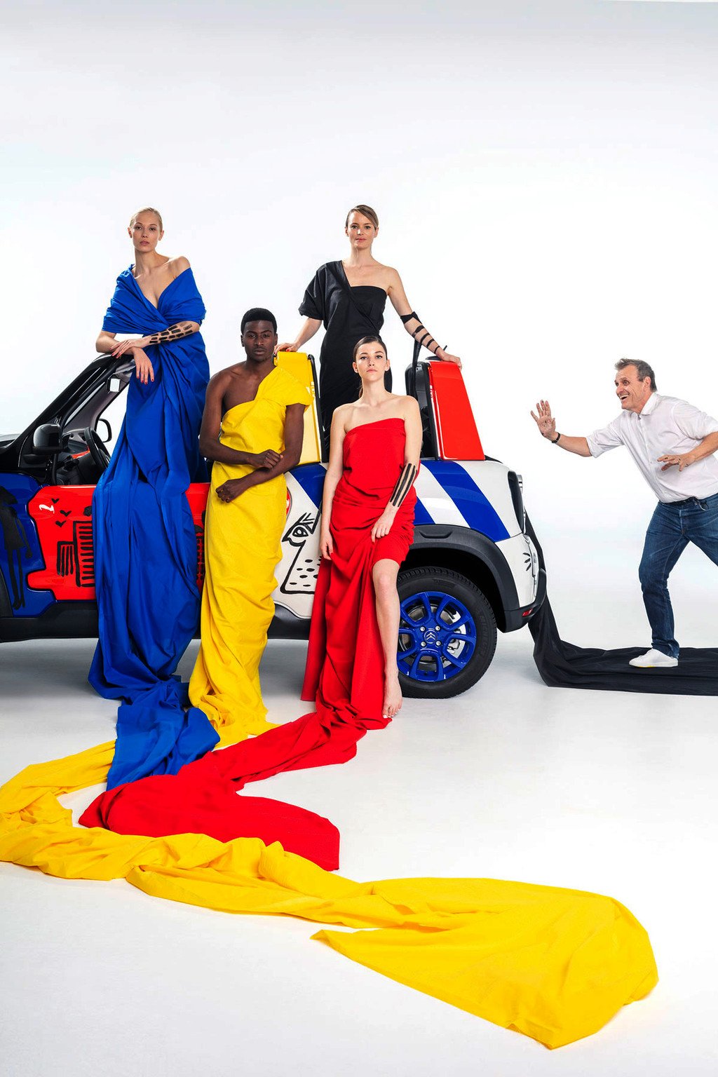 El Citroën E-Mehari se convierte en un art car por su 50 aniversario