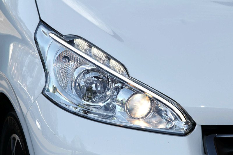 Peugeot 208: ¿gasolina o diesel?