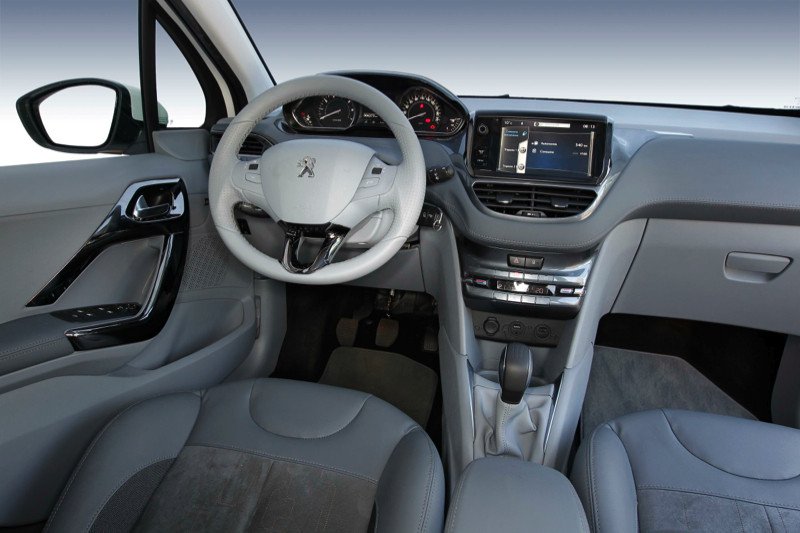 Peugeot 208: ¿gasolina o diesel?