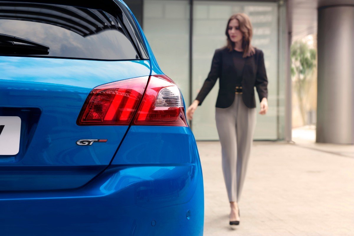 El Peugeot 308 se actualiza: nuevo i-cockpit y packs adicionales