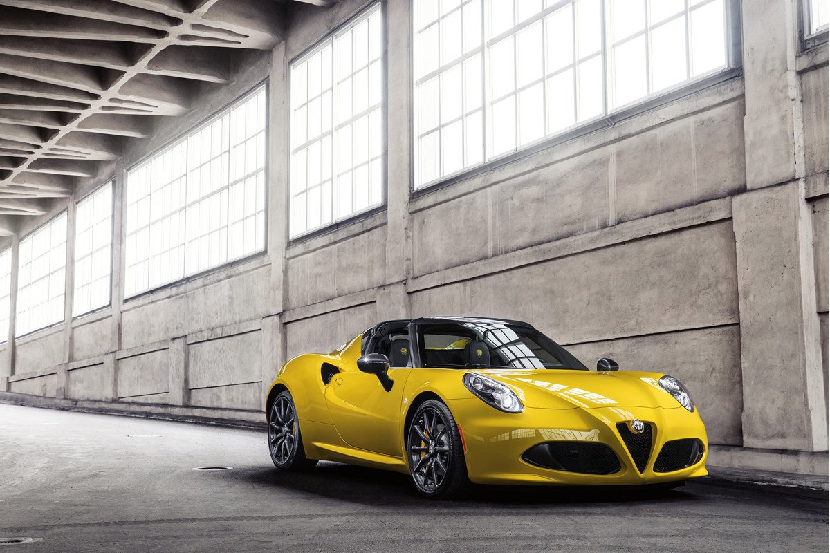Alfa Romeo 4C Spider: ahora también con el cielo por techo