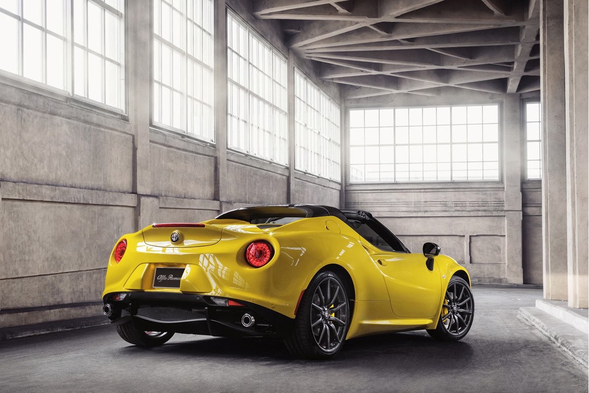 Alfa Romeo 4C Spider: ahora también con el cielo por techo