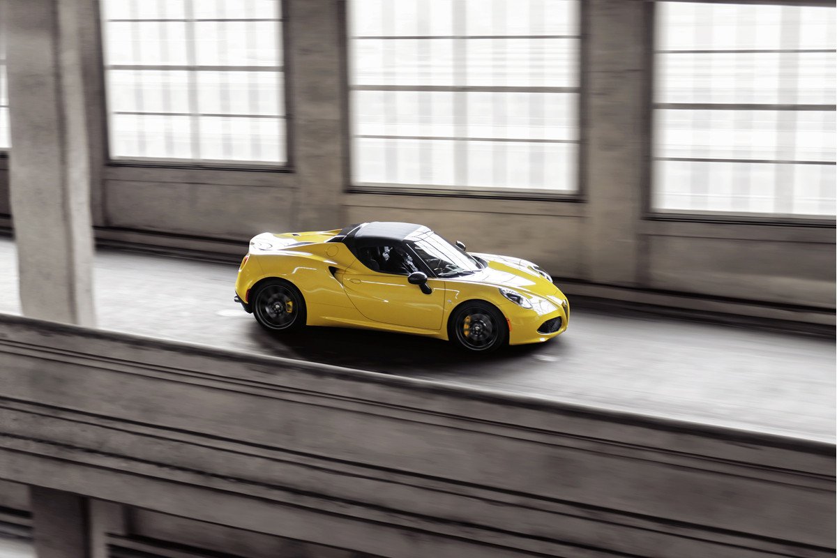 Alfa Romeo 4C Spider: ahora también con el cielo por techo