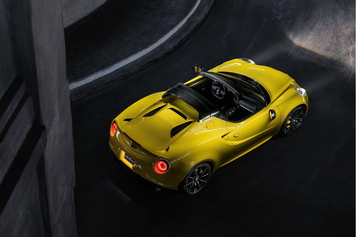 Alfa Romeo 4C Spider: ahora también con el cielo por techo