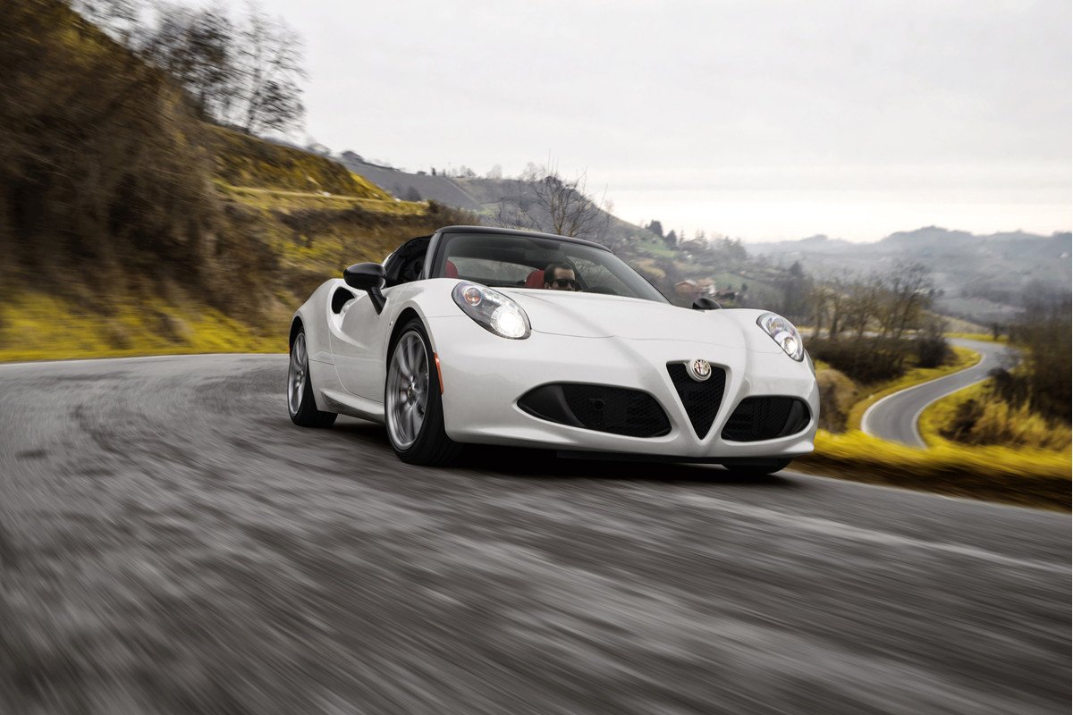 Alfa Romeo 4C Spider: ahora también con el cielo por techo