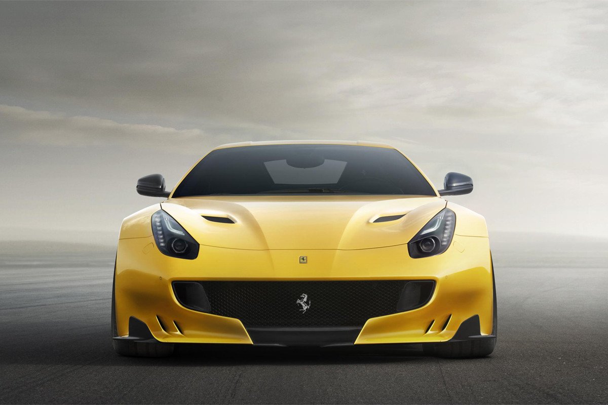 Vídeo: primeras imágenes del Ferrari F12tdf en movimiento