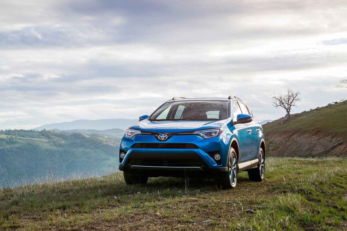 Toyota lanza un nuevo híbrido: el RAV4 hybrid