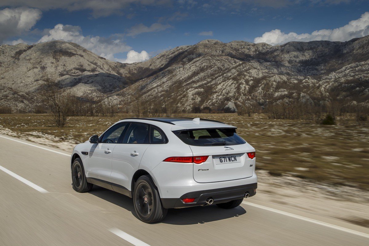 Prueba Jaguar F-PACE: motores y comportamiento 