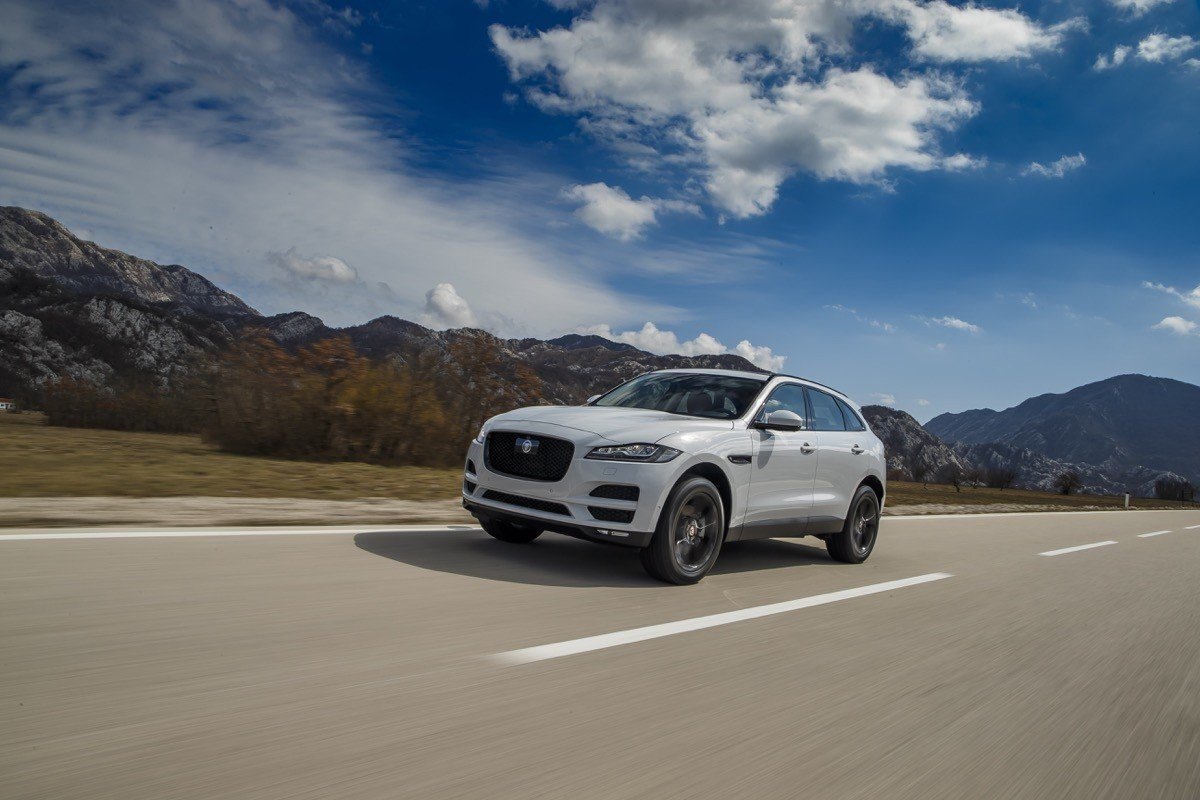 Prueba Jaguar F-PACE: motores y comportamiento 