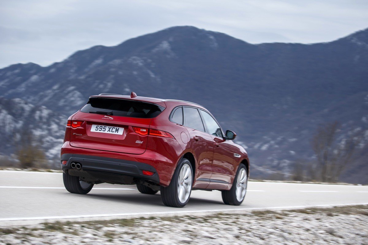 Prueba Jaguar F-PACE: motores y comportamiento 