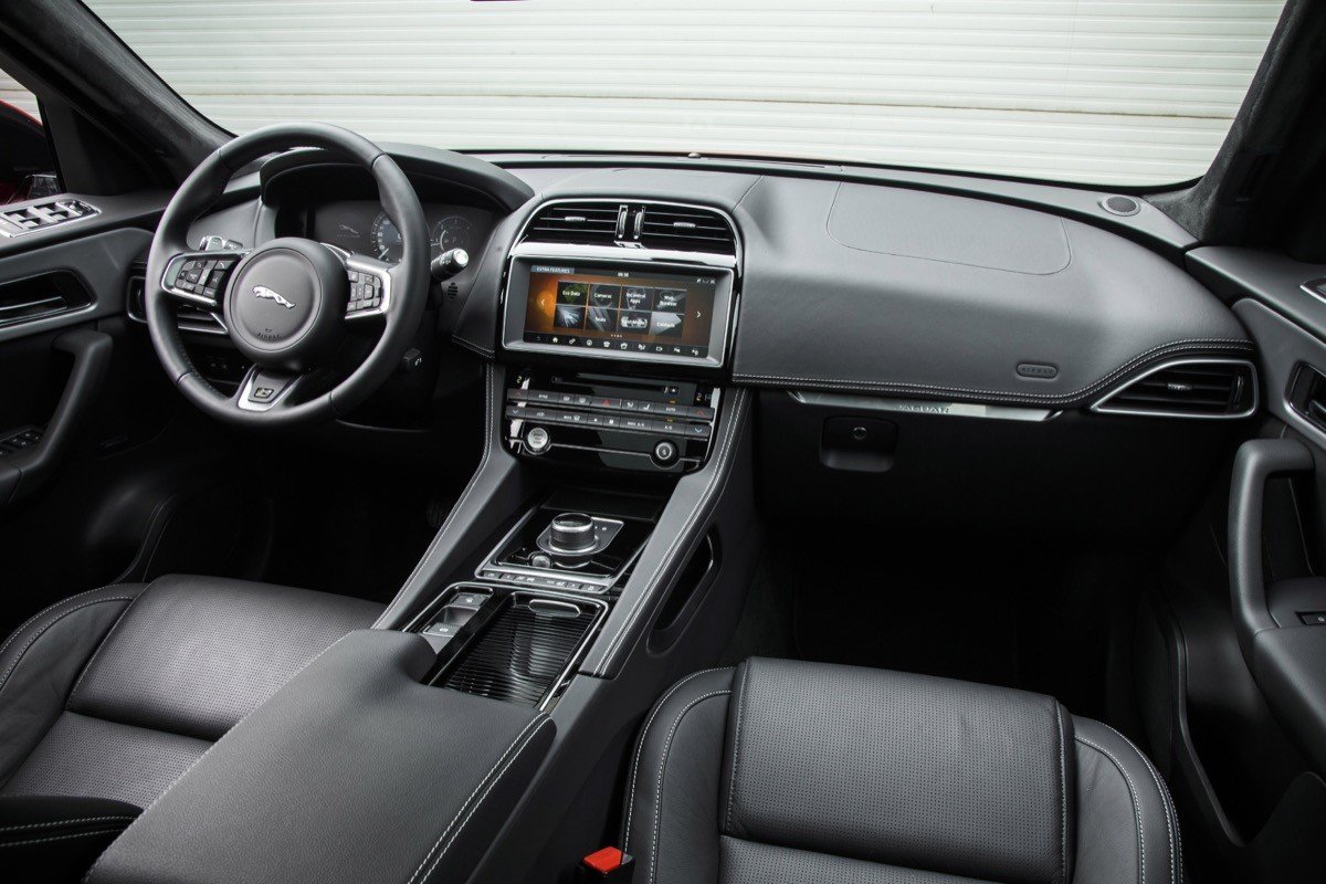Prueba Jaguar F-PACE: motores y comportamiento 