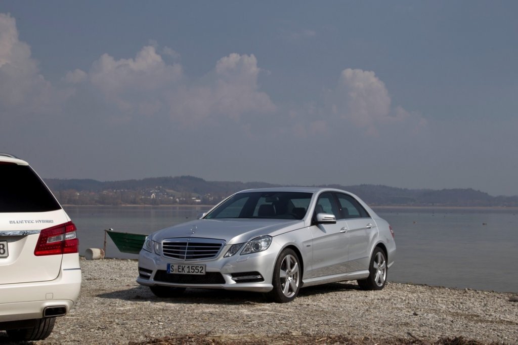 Prueba: Mercedes E300 BlueTEC Híbrido, la berlina de lujo más eficiente
