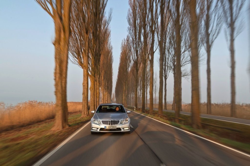 Prueba: Mercedes E300 BlueTEC Híbrido, la berlina de lujo más eficiente