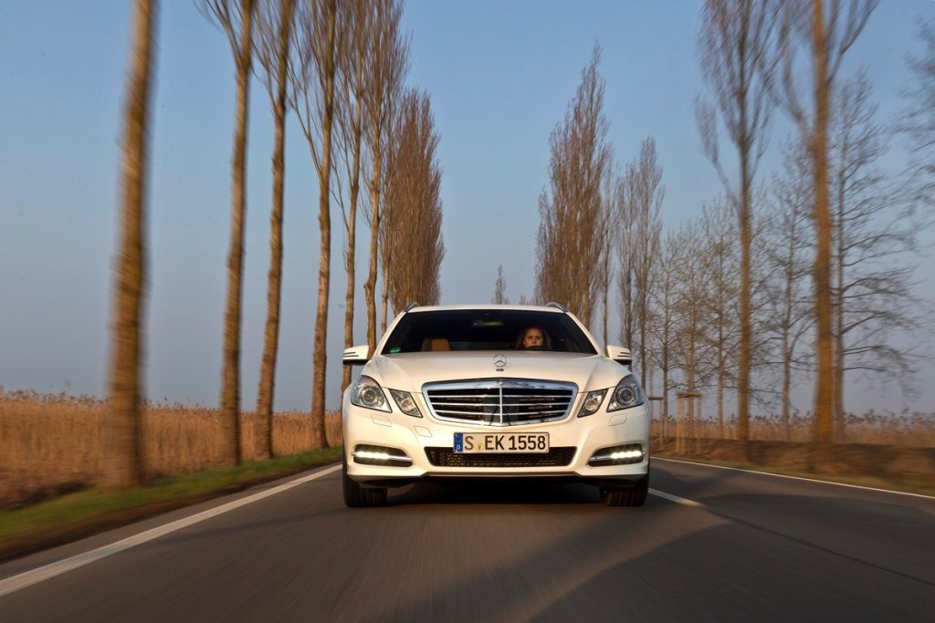 Prueba: Mercedes E300 BlueTEC Híbrido, la berlina de lujo más eficiente