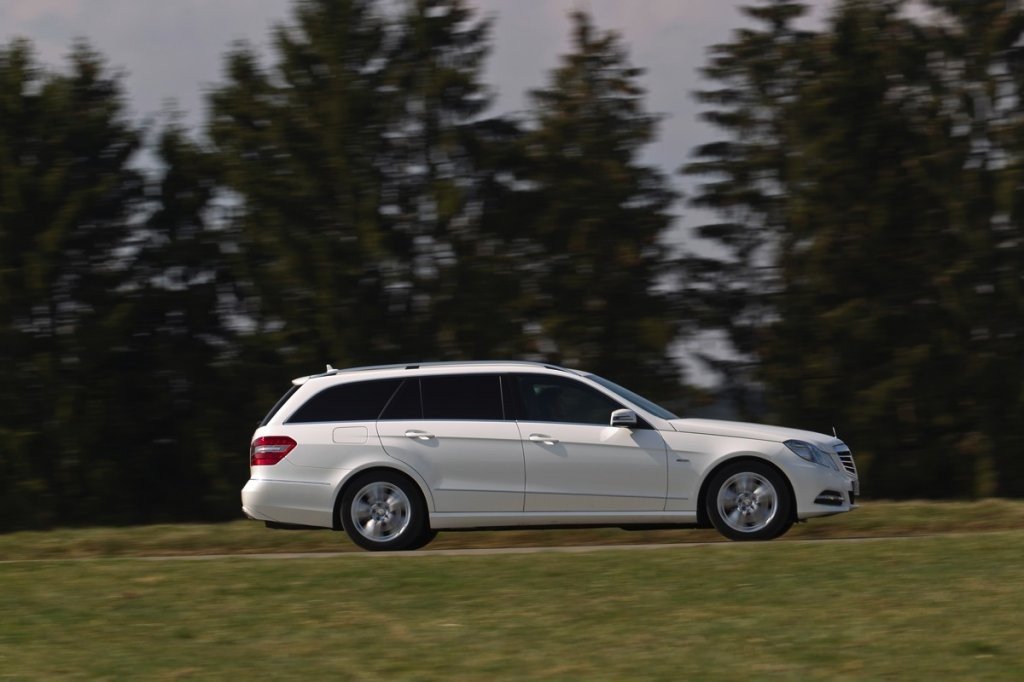 Prueba: Mercedes E300 BlueTEC Híbrido, la berlina de lujo más eficiente