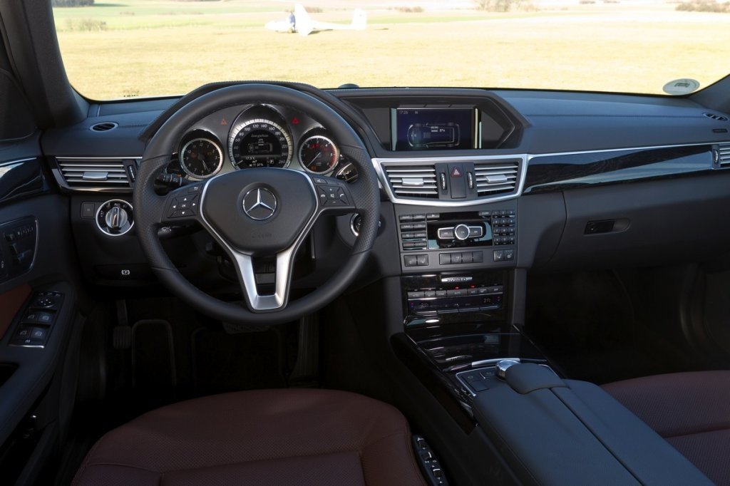 Prueba: Mercedes E300 BlueTEC Híbrido, la berlina de lujo más eficiente