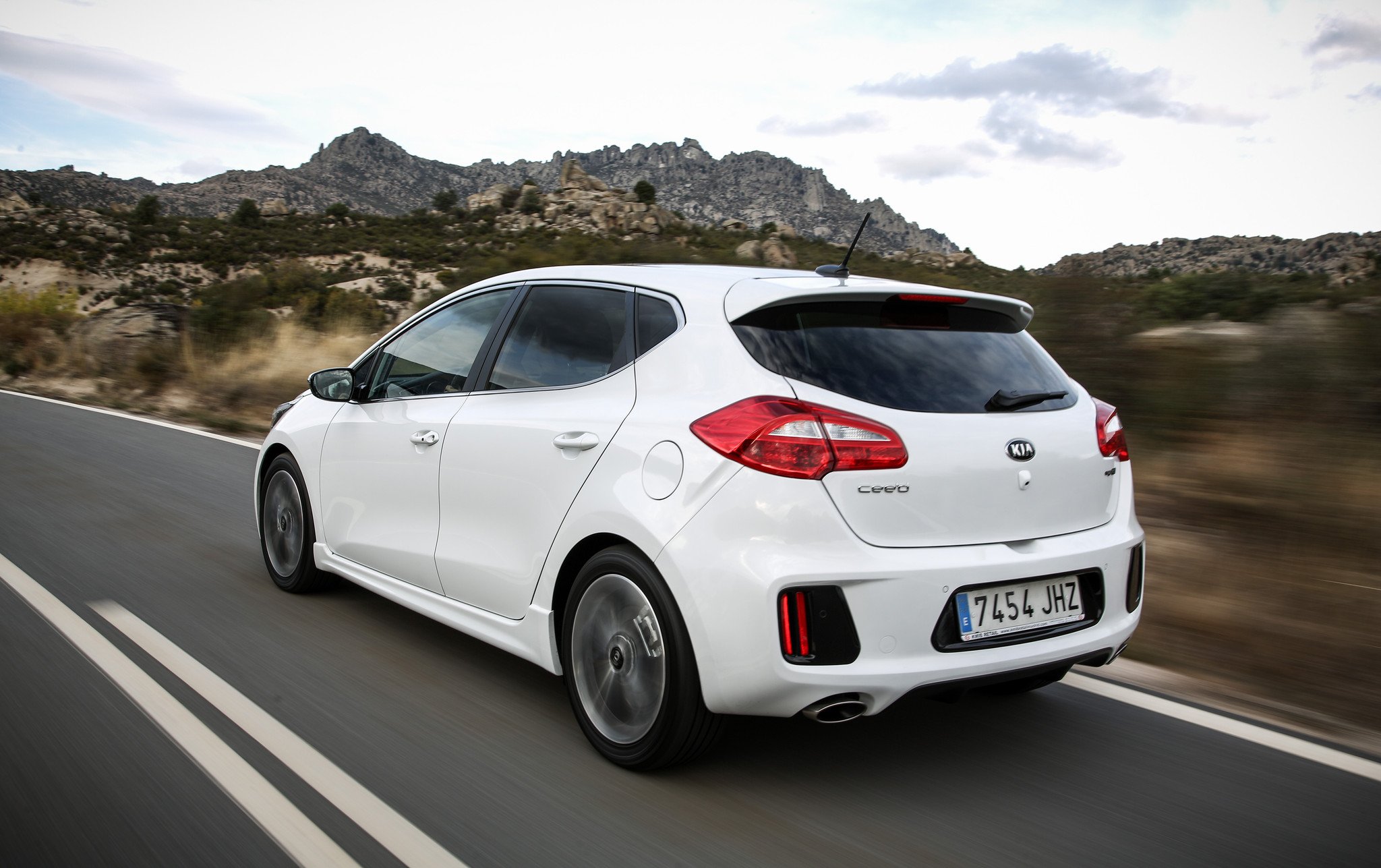Prueba nuevo Kia ceed 2015: calidad y tecnología a buen precio