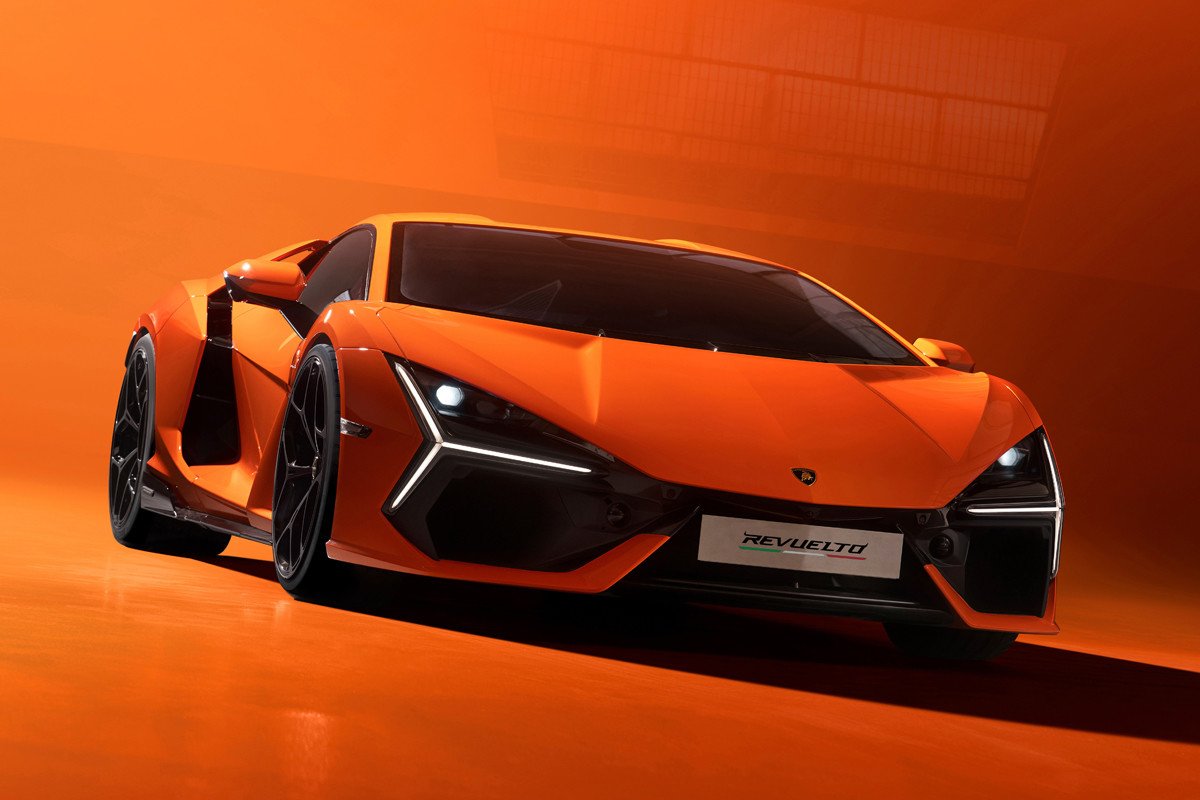 Nuevo Lamborghini Revuelto: todos los detalles del primer deportivo híbrido enchufable