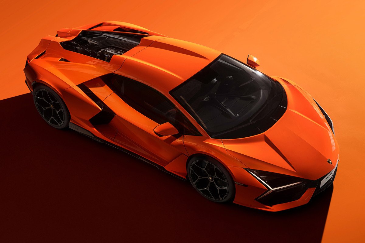 Nuevo Lamborghini Revuelto: todos los detalles del primer deportivo híbrido enchufable