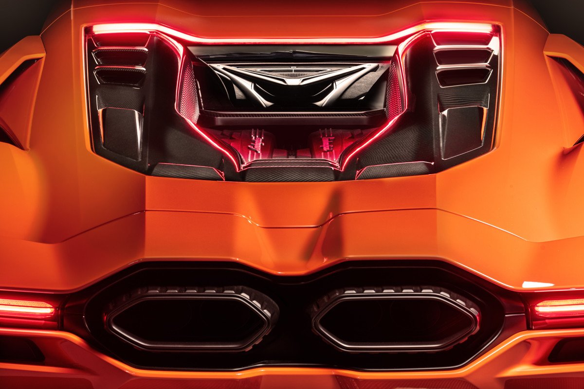 Nuevo Lamborghini Revuelto: todos los detalles del primer deportivo híbrido enchufable