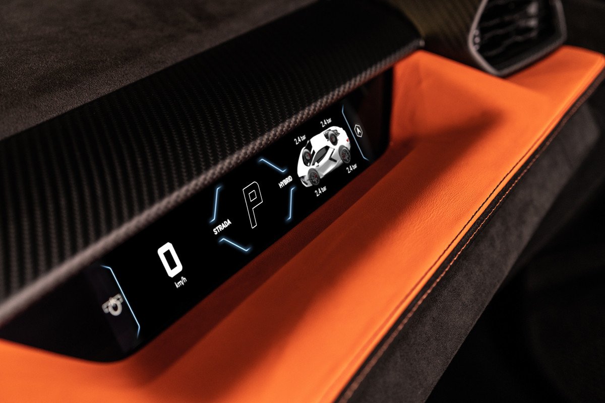 Nuevo Lamborghini Revuelto: todos los detalles del primer deportivo híbrido enchufable