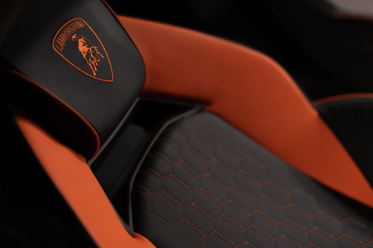Nuevo Lamborghini Revuelto: todos los detalles del primer deportivo híbrido enchufable