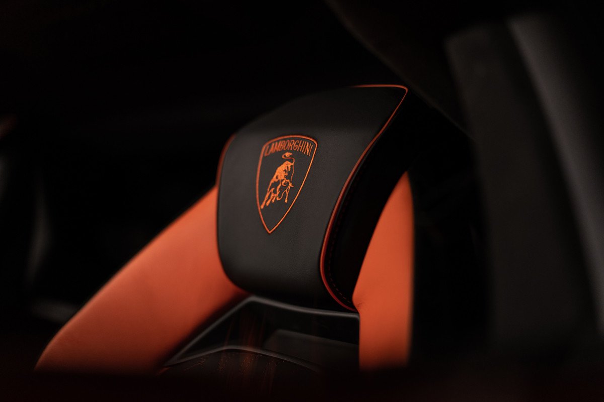Nuevo Lamborghini Revuelto: todos los detalles del primer deportivo híbrido enchufable