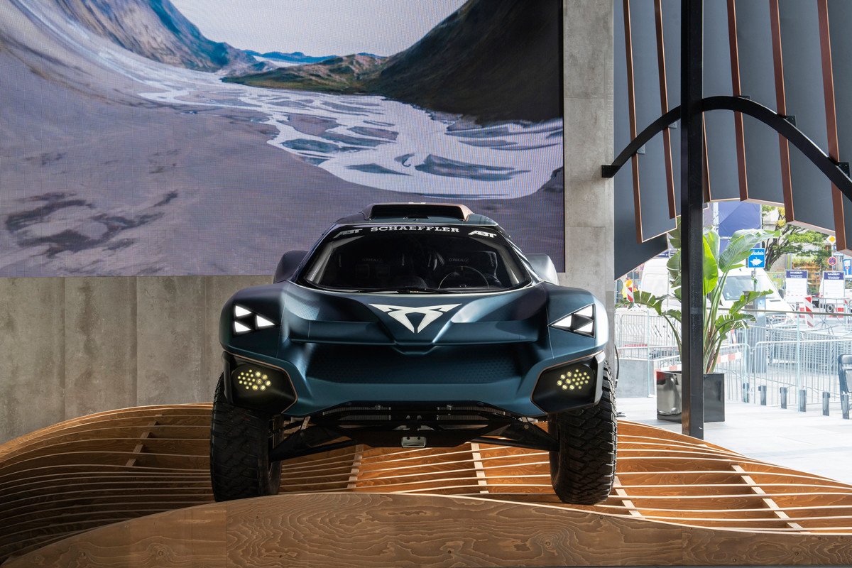 CUPRA Tavascan Extreme E Concept: modificando el SUV de carreras eléctrico
