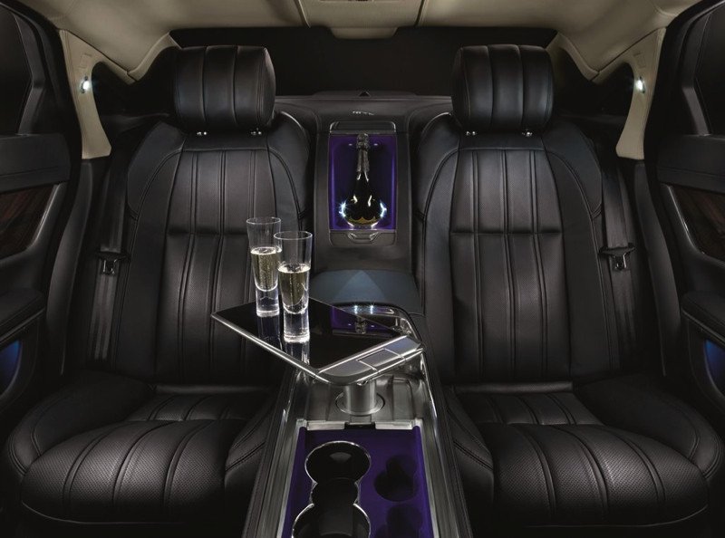 Jaguar XJ Ultimate y nuevos motores de gasolina para Jaguar XF, XJ y F-TYPE