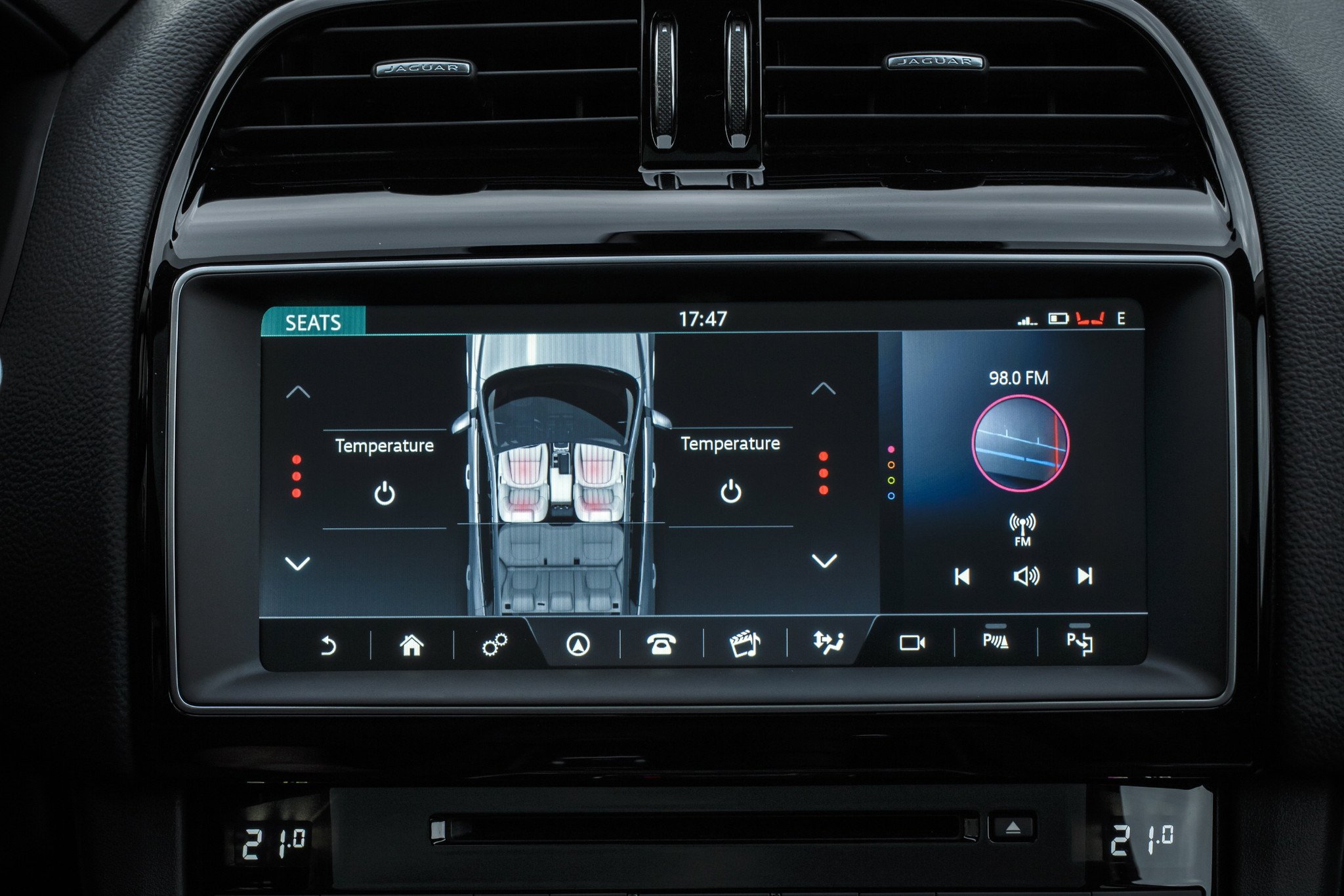 Prueba Jaguar F-PACE: interior, equipamiento y precios
