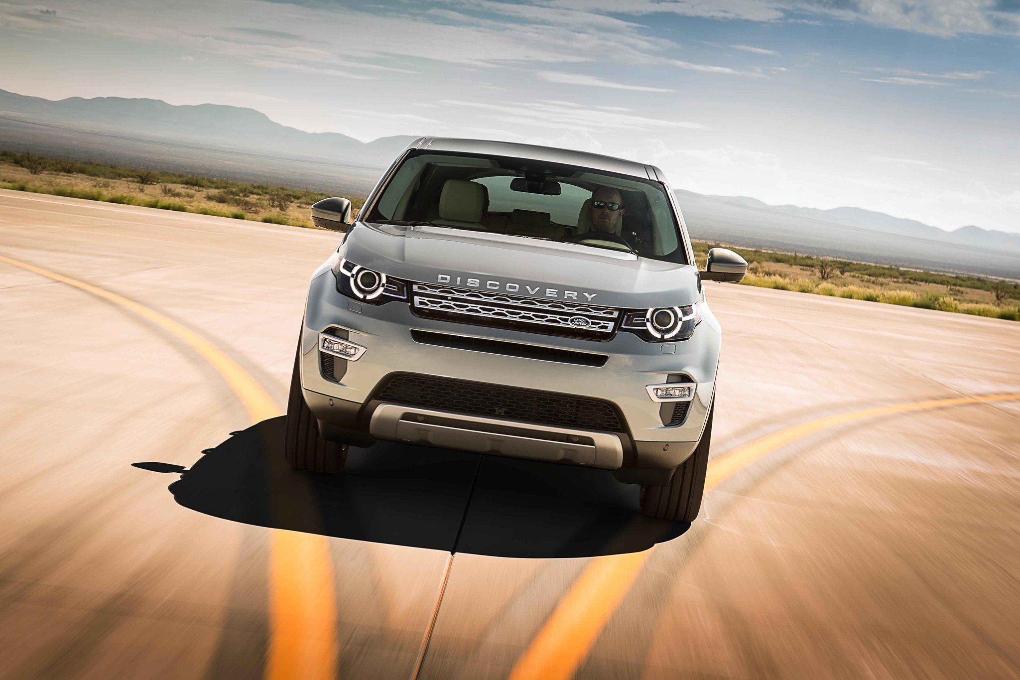 Nuevo Land Rover Discovery Sport, SUV mediano de siete plazas por 36.350 euros