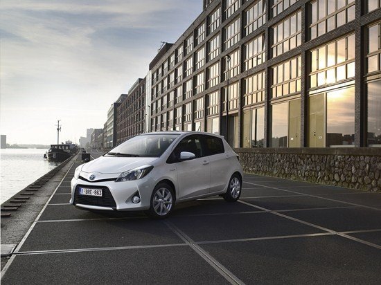 Prueba: con el Toyota Yaris Híbrido en Amsterdam