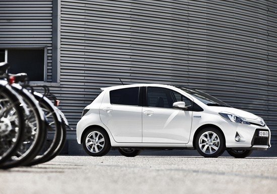 Prueba: con el Toyota Yaris Híbrido en Amsterdam
