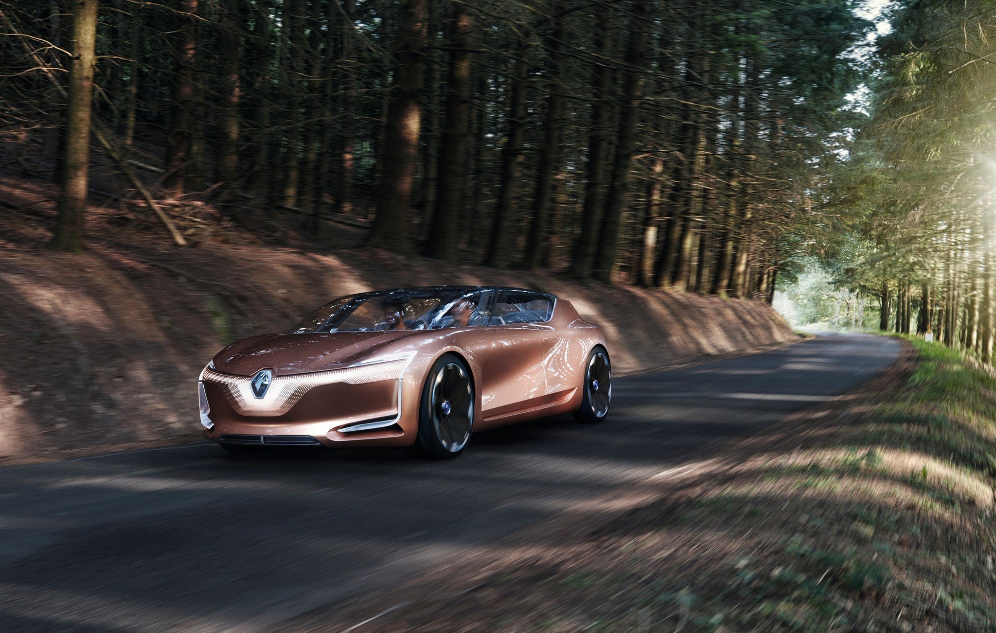 Renault SYMBIOZ: ¿serán así los coches de 2030? 