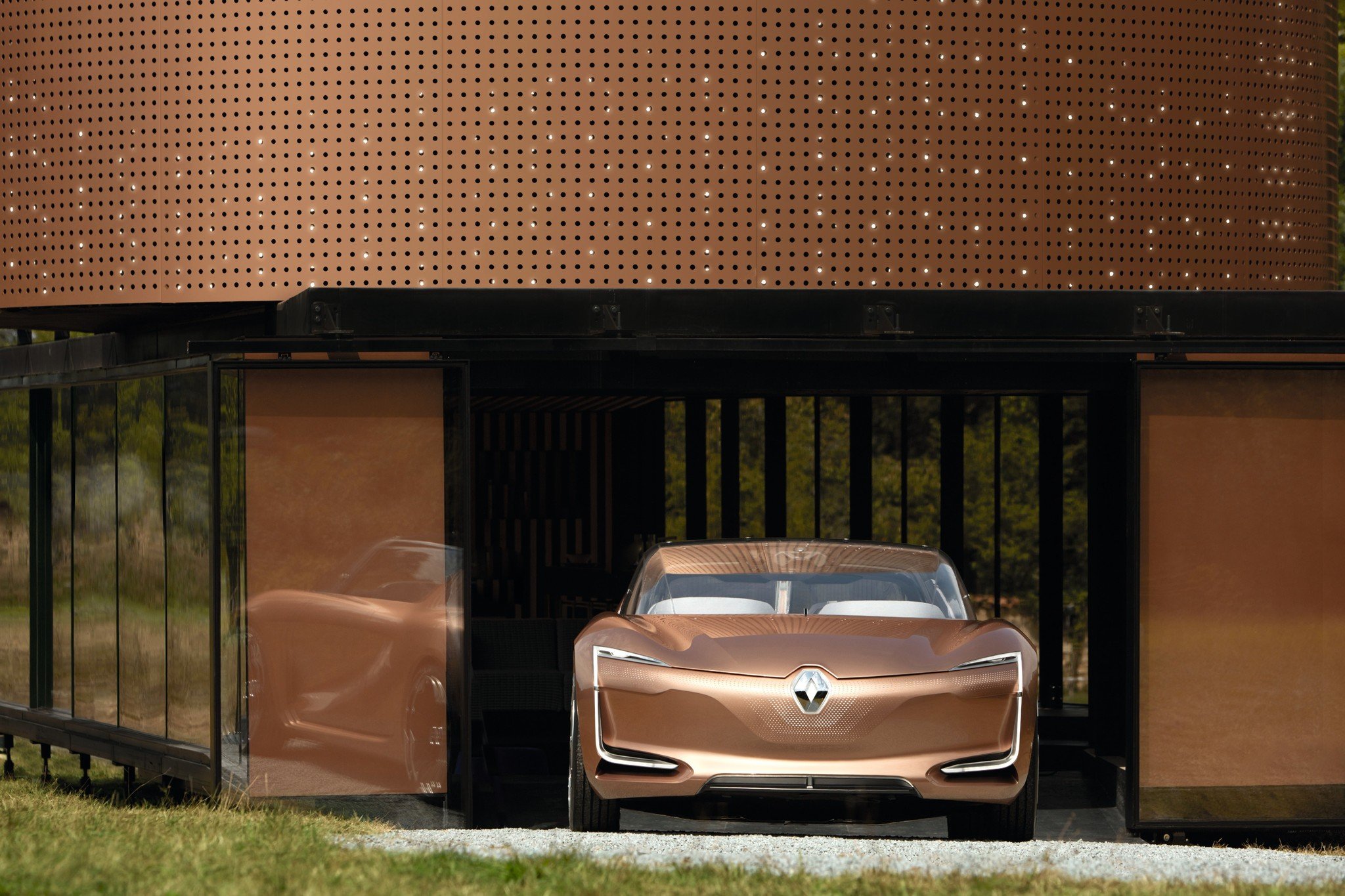 Renault SYMBIOZ: ¿serán así los coches de 2030? 