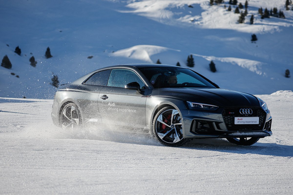 Audi te enseña a conducir sobre nieve: cursos Winter Audi driving experience 2022