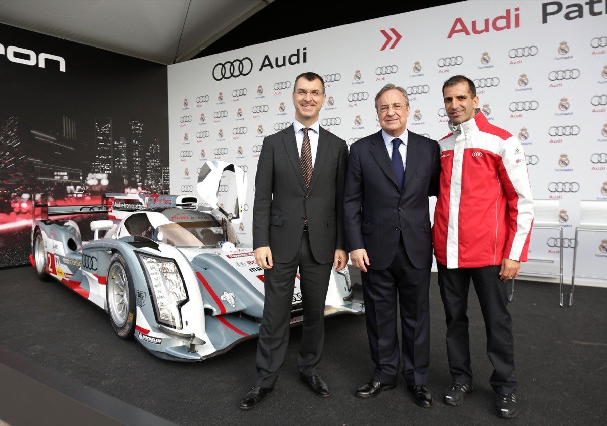 Los jugadores del Real Madrid conducen el nuevo Audi A3 e-tron