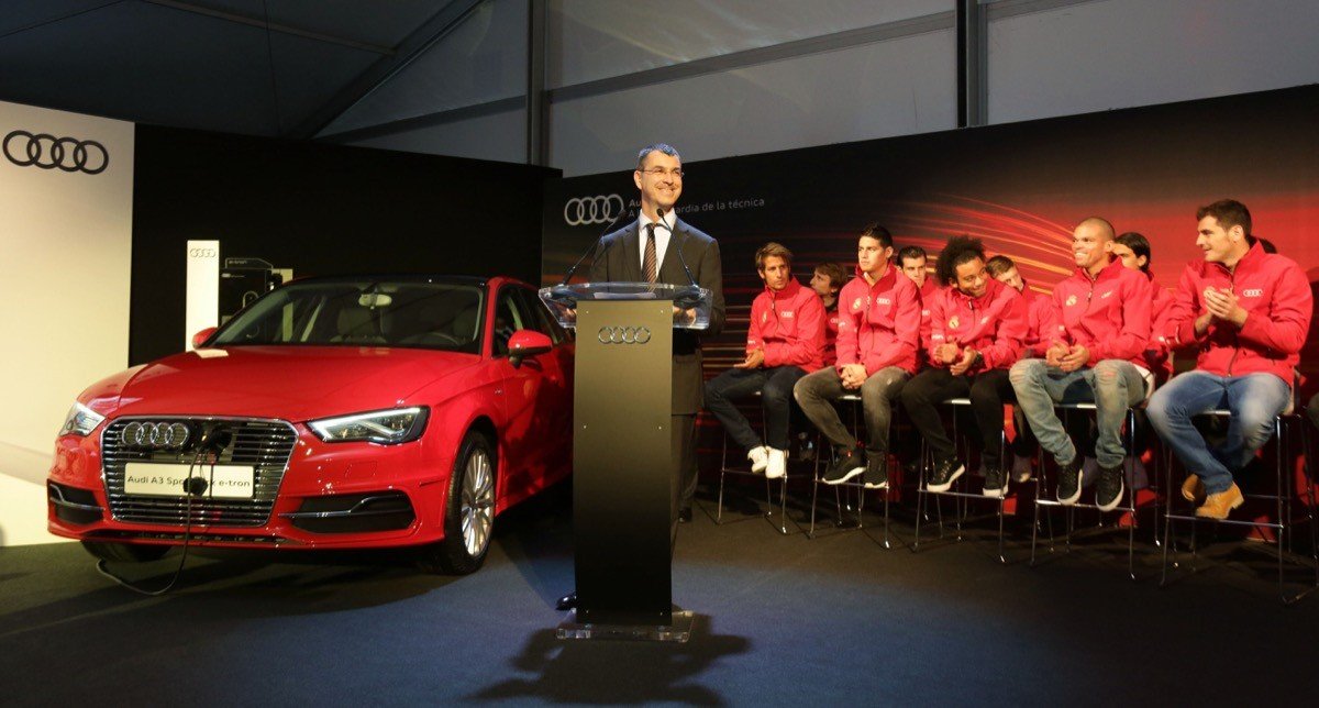 Los jugadores del Real Madrid conducen el nuevo Audi A3 e-tron