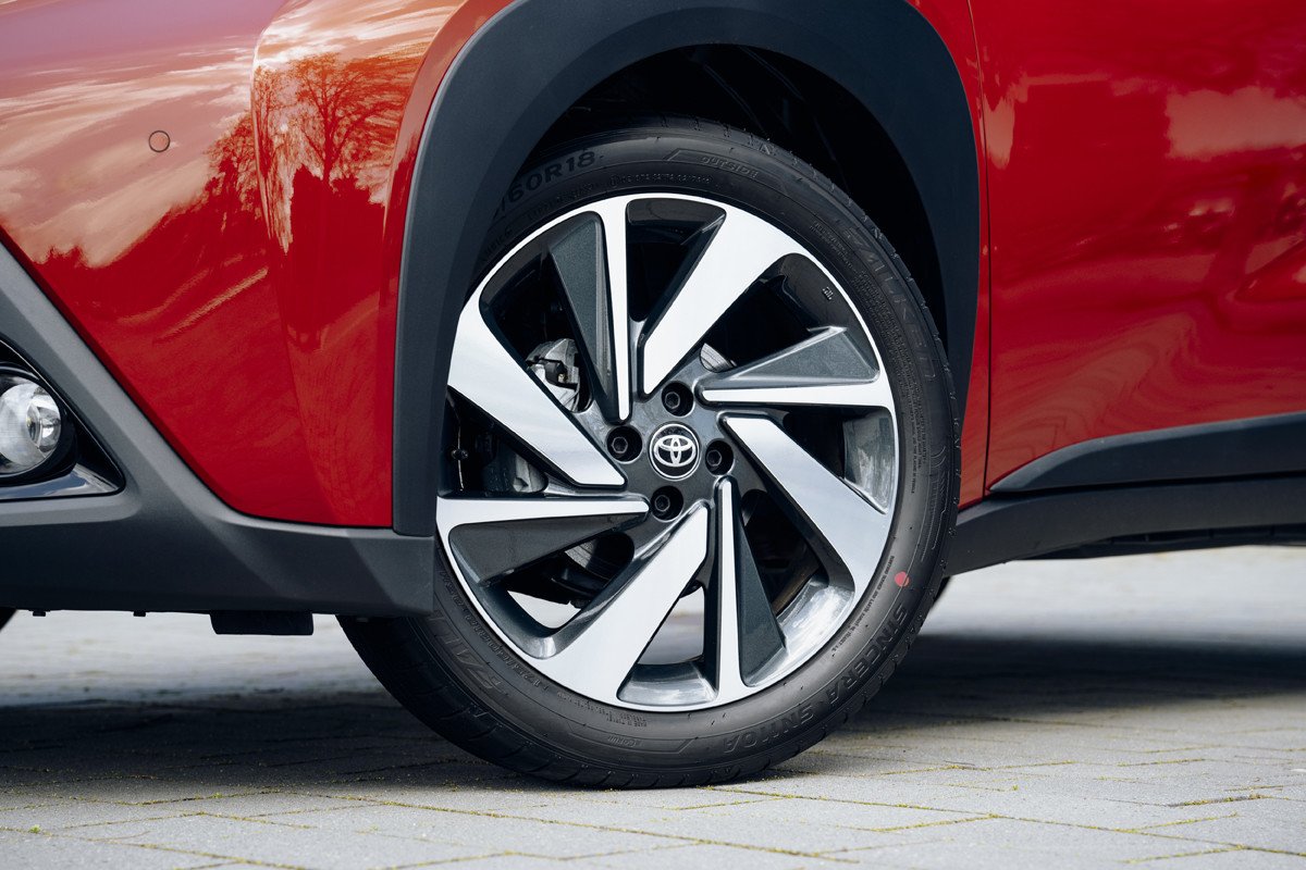 Prueba del Toyota Aygo X Cross: rompiendo moldes en el segmento urbano