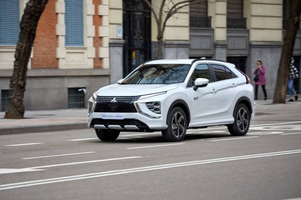 Mitsubishi Eclipse Cross PHEV: conoce su gama y precios