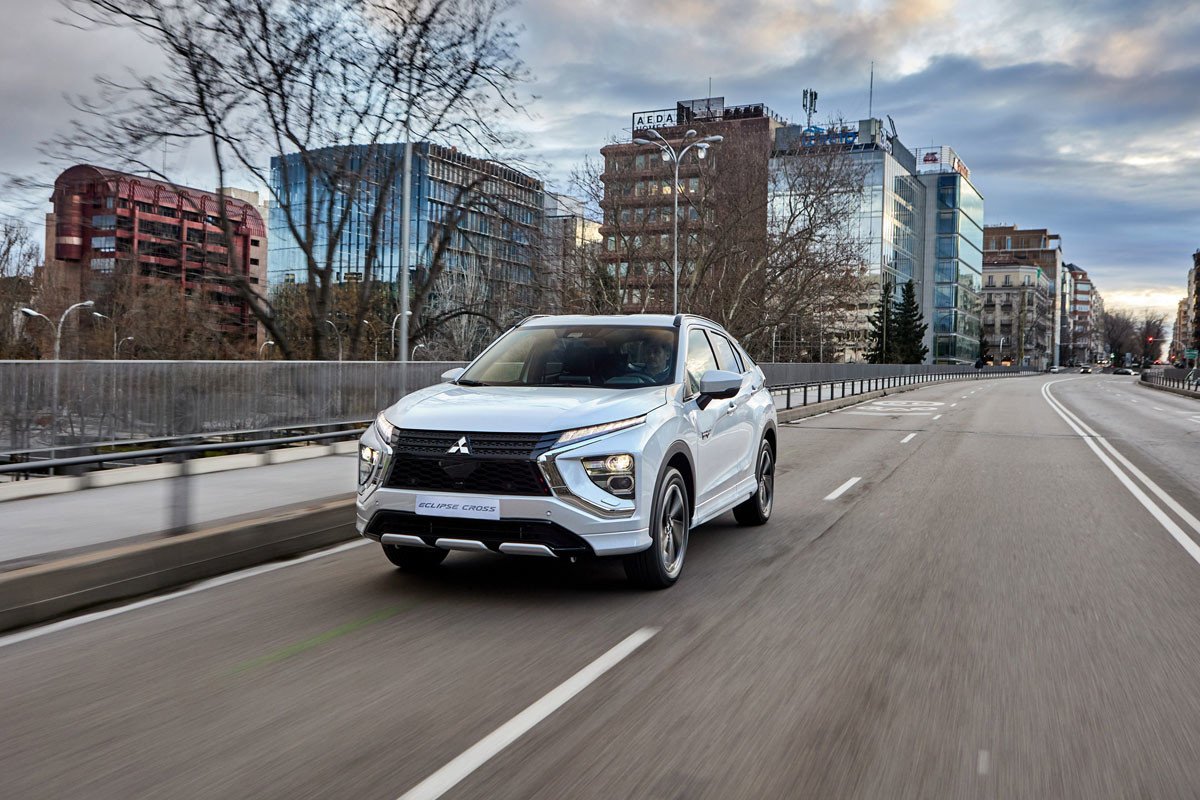 Mitsubishi Eclipse Cross PHEV: conoce su gama y precios