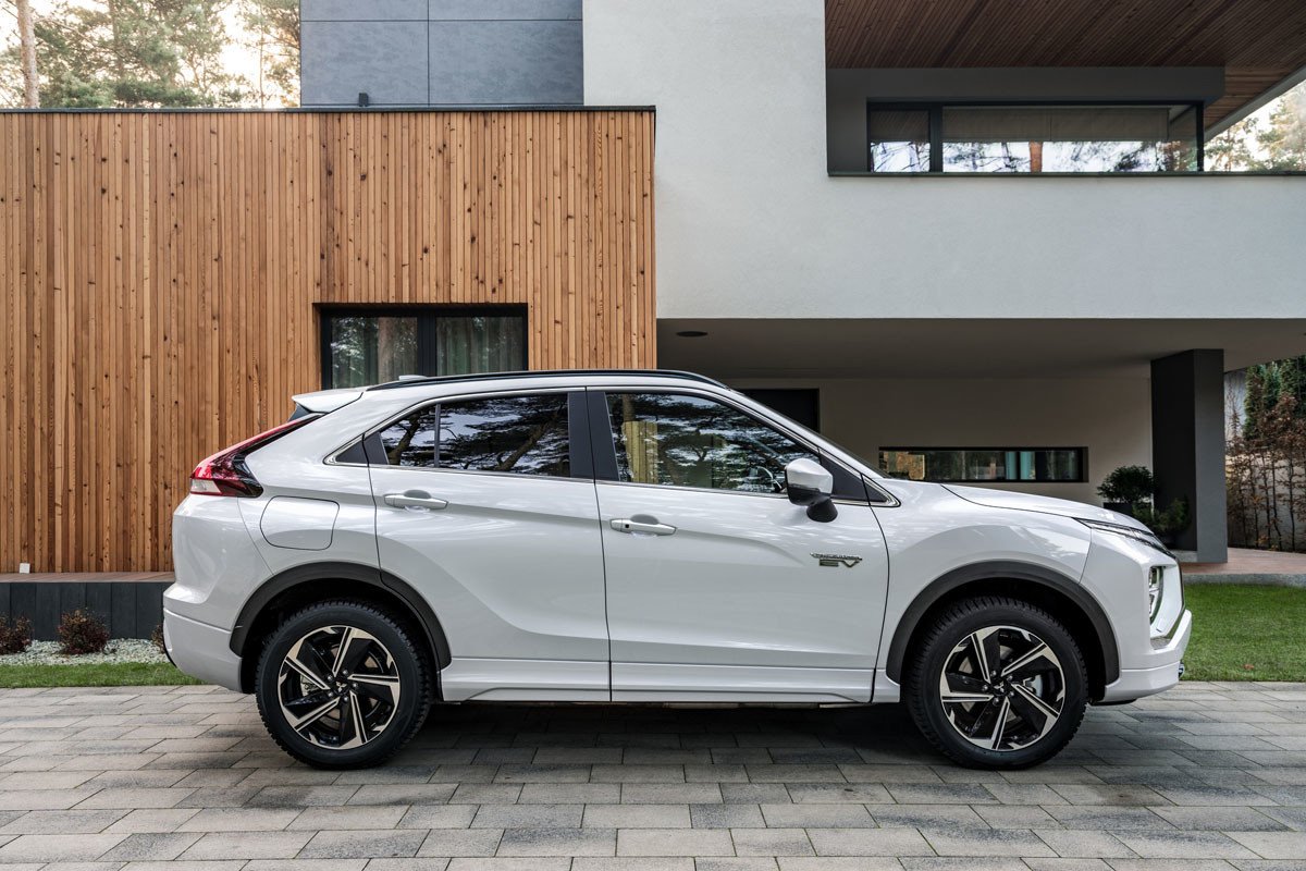 Mitsubishi Eclipse Cross PHEV: conoce su gama y precios