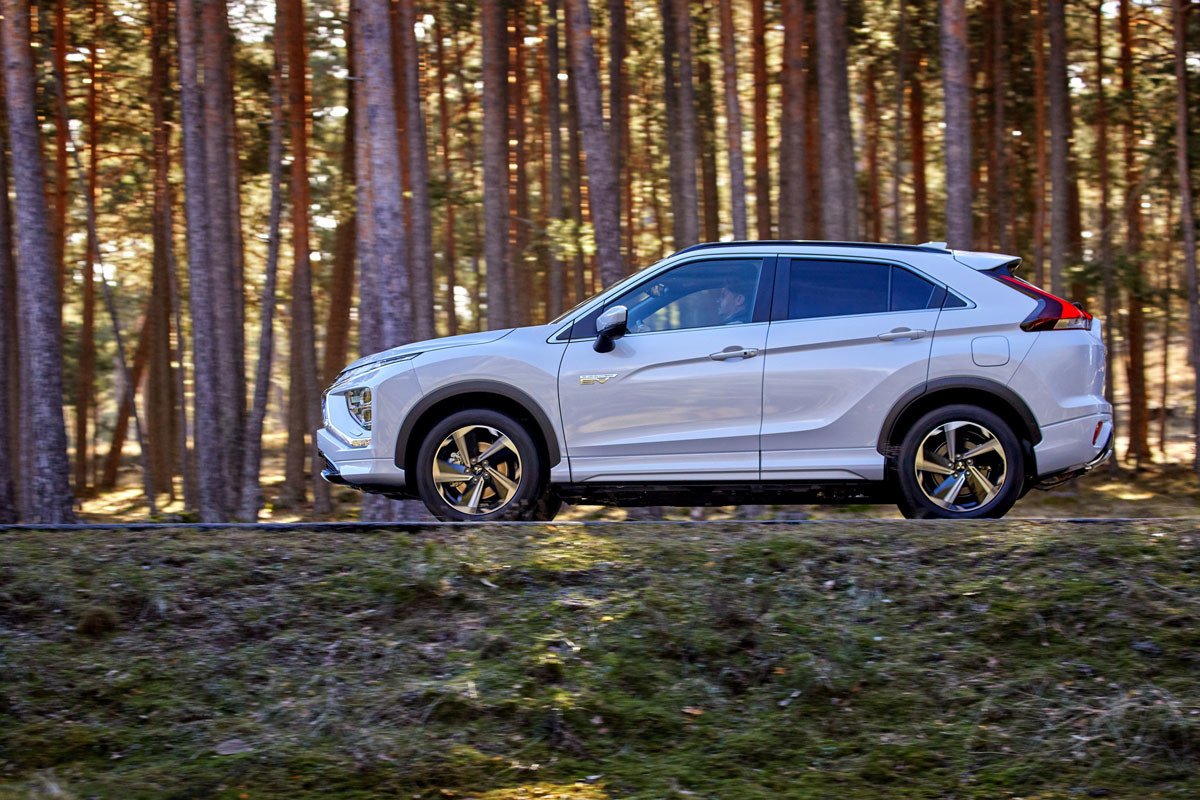 Mitsubishi Eclipse Cross PHEV: conoce su gama y precios