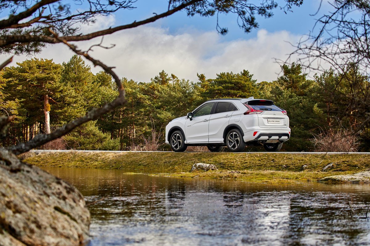 Mitsubishi Eclipse Cross PHEV: conoce su gama y precios