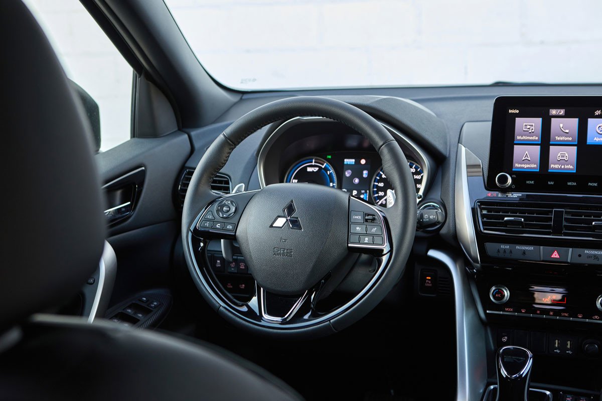 Mitsubishi Eclipse Cross PHEV: conoce su gama y precios