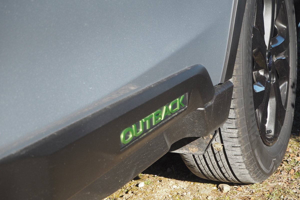 Prueba y opinión del Subaru Outback: motor, análisis del interior y comportamiento