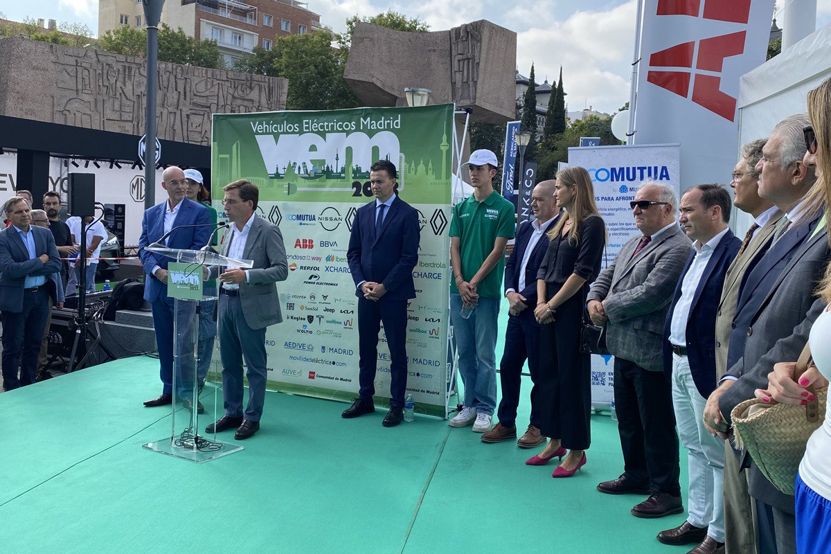 Si quieres probar, mirar y tocar un coche eléctrico, VEM 2023 Madrid